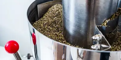 O nama 5 Izdelek-brez-naslova-2022-05-30T142636.700.png